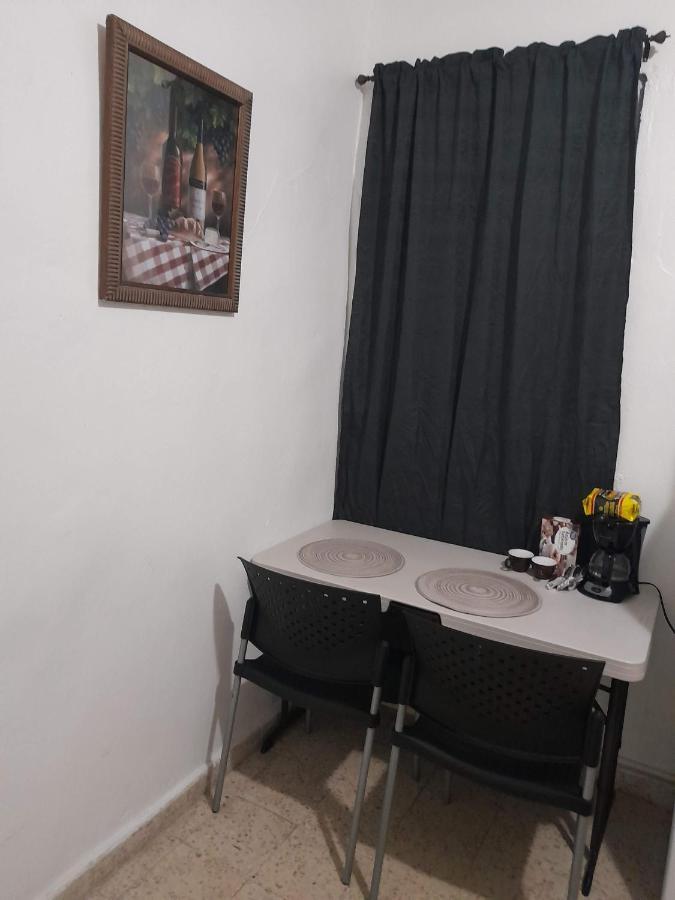 Hermoso Apartamento Frente Aeropuerto De Isla Verde San Juan Exteriör bild